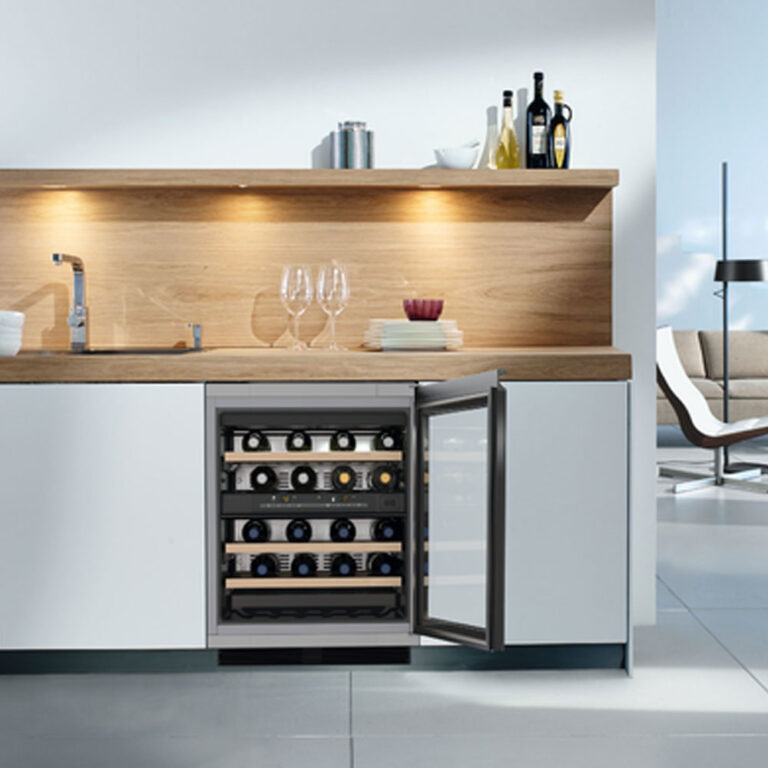 Miele 34 Bottles Wine Storage KWT6321UG Distribuidora Caporal